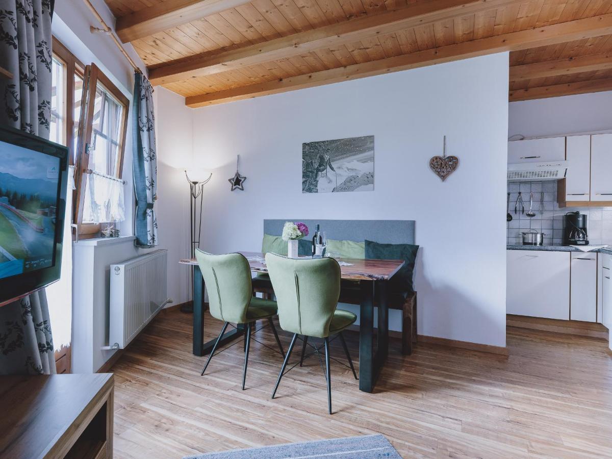 Lakeside Appartement Plattner By We Rent, Summercard Included 젤암제 외부 사진